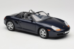 Porsche Boxster 986 S Night Blue UT Models 1:18 WAP021006-R1 Metall - pilt 6/8