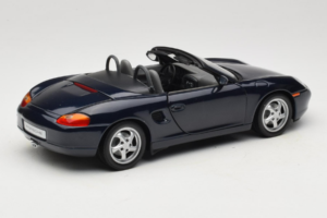 Porsche Boxster S 986 Night Blue UT Models 1:18 WAP021006 Metall - pilt 2/7