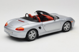 Porsche Boxster S 986 Hõbedane UT Models 1:18 WAP021007 Metall - pilt 3/8
