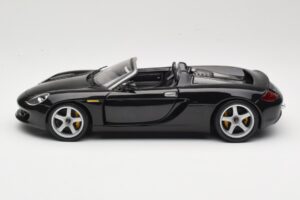 Porsche Carrera GT 980 Must Maisto 1:18 36622 Metall - pilt 4/8