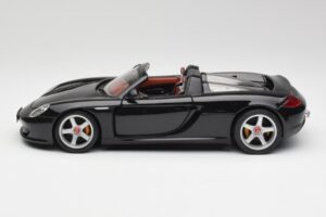 Porsche Carrera GT Must Maisto 1:18 36665 Metall - pilt 4/8
