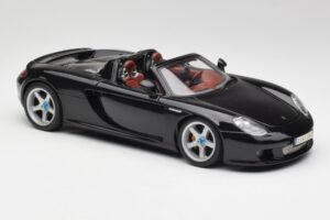 Porsche Carrera GT Must Maisto 1:18 36665 Metall - pilt 6/8