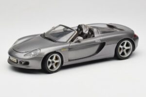 Porsche Carrera GT Hall Metallik Maisto 1:18 36622-R1 Metall
