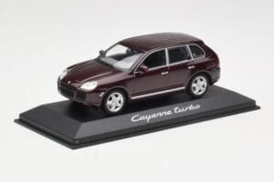 Porsche Cayenne 955 Turbo Tumepunane Minichamps 1:43 WAPC2000113 Metall - pilt 2/4