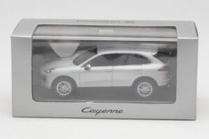 Porsche Cayenne 958 Hõbedane Minichamps 1:43 WAP0200020E Metall - pilt 4/4