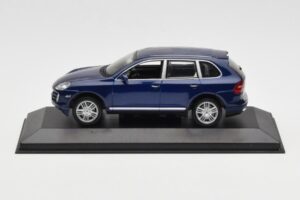 Porsche Cayenne S Sinine Minichamps 1:43 WAP02061217 Metall