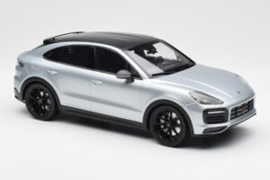 Porsche Cayenne E3 S Coupe Dolo Hõbe Norev 1:18 WAP0213220K Metall - pilt 4/6