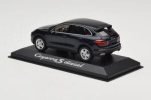 Porsche Cayenne 958 S Diesel Blue Metallic Minichamps 1:43 WAP0200080E Metall - pilt 3/4