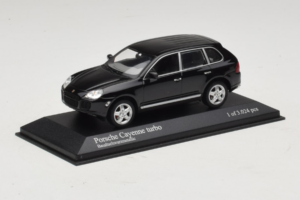Porsche Cayenne 955 Turbo Black Metallic Minichamps 1:43 400061080 Metall - pilt 2/5