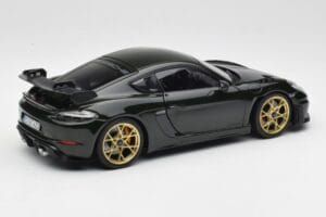 Porsche Cayman GT4 RS 982 Weissach Package Brewster Green Norev 1:18 187250 Metall - pilt 3/8