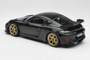 Porsche Cayman GT4 RS 982 Weissach Package Brewster Green Norev 1:18 187250 Metall - pilt 7/8