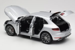 Porsche Macan Turbo 95B Hõbedane Minichamps 1:18 110062504 Metall - pilt 7/8