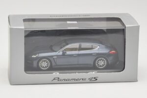 Porsche Panamera 970 4 Sinine Metallic Minichamps 1:43 400068220 Metall - pilt 4/4