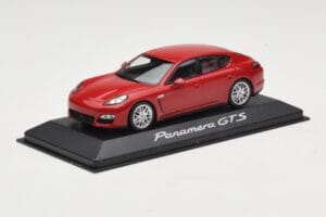 Porsche Panamera 970 GTS Punane Minichamps 1:43 WAP0200230C Metall - pilt 2/4