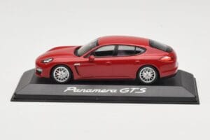 Porsche Panamera 970 GTS Punane Minichamps 1:43 WAP0200230C Metall