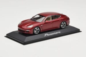 Porsche Panamera 970 Red Metallic Minichamps 1:43 WAP0200119 Metall - pilt 2/4