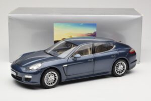 Porsche Panamera 970 S Sinine Minichamps 1:18 WAP02100119 Metall - pilt 8/8