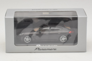 Porsche Panamera 970 Black Metallic Minichamps 1:43 WAP0203900E Metall - pilt 5/5