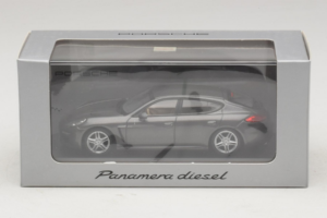 Porsche Panamera 970 Diesel Grey Metallic Minichamps 1:43 WAP0202300E Metall - pilt 4/4