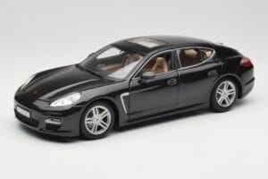 Porsche Panamera Turbo 970 Must Maisto 1:18 36197 Metall