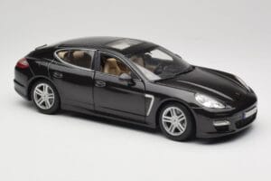 Porsche Panamera Turbo 970 Must Maisto 1:18 36197 Metall - pilt 6/8