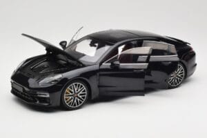 Porsche Panamera 971 Turbo S Sinine Metallic Minichamps 1:18 113061075 Metall - pilt 2/8
