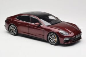 Porsche Panamera 971 Turbo S Punane Metallic Minichamps 1:18 113061077 Metall - pilt 6/8