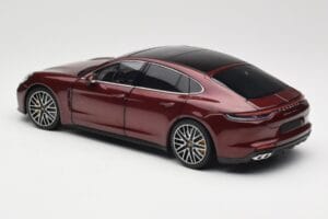 Porsche Panamera 971 Turbo S Punane Metallic Minichamps 1:18 113061077 Metall - pilt 7/8