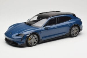 Porsche Taycan J1 Turbo S Cross Turismo Sinine Minichamps 1:18 155069301 Metall