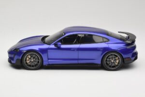 Porsche Taycan J1 Turbo GT Purple Sky Metallic GT Spirit 1:18 GT520 Vaik - pilt 3/6