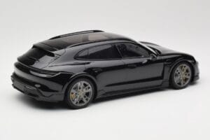 Porsche Taycan J1 Turbo S Cross Turismo Must Minichamps 1:18 155069300 Metall - pilt 2/6