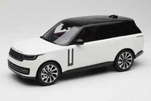 Land Rover Range Rover L460 P530 Autobiography Fuji White GT Spirit 1:18 GT533 Vaik