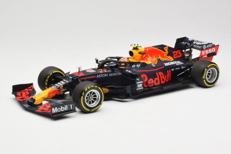 Red Bull Racing RB16 #23 A. Albon 4th Place Styrian GP 2020 Minichamps 1:18 110200223 Metall