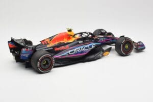 Red Bull Racing RB19 #11 S. Perez 2nd Place Miami GP 2023 Minichamps 1:18 110230511 Metall - pilt 2/6