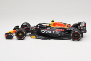 Red Bull RB19 #11 S. Perez Oracle Red Bull Racing Saudi Arabian Grand Prix Winner 2023 Minichamps 1:18 110230111 Vaik - pilt 3/6