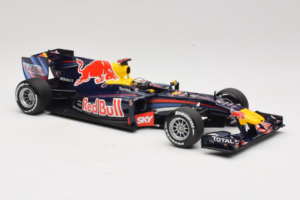 Red Bull RB6 Renault #5 S. Vettel Red Bull Racing Brazilian Grand Prix Winner 2010 Minichamps 1:18 110100205 Metall - pilt 4/7