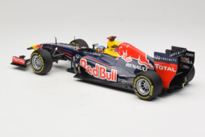 Red Bull RB8 Renault #1 S. Vettel Red Bull Racing Showcar 2012 Minichamps 1:18 110120071 Metall - pilt 5/7