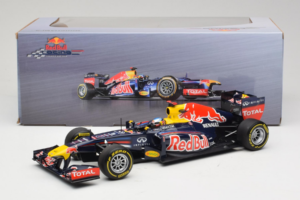 Red Bull RB8 Renault #1 S. Vettel Red Bull Racing Showcar 2012 Minichamps 1:18 110120071 Metall - pilt 7/7