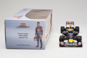 Red Bull RB8 Renault #2 M. Webber Red Bull Racing Showcar 2012 Minichamps 1:18 110120072 Metall - pilt 6/7