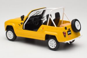 Renault 4L JP4 Jaune Tournesol Otto 1:18 OT1079 Vaik - pilt 5/6