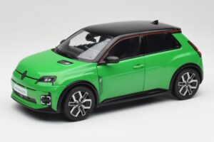 Renault 5 E-Tech Electric Pop Roheline & Must Norev 1:18 185502 Metall