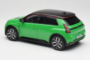 Renault 5 E-Tech Electric Pop Roheline & Must Norev 1:18 185502 Metall - pilt 7/8