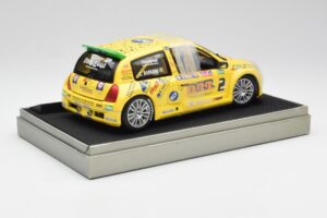 Renault Clio Sport #2 E. Rangoni Renault Clio Trophy Winner 2000 Universal Hobbies 1:18 7711218616 Metall - pilt 2/6