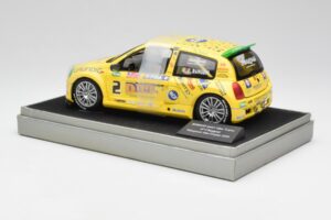 Renault Clio Sport #2 E. Rangoni Renault Clio Trophy Winner 2000 Universal Hobbies 1:18 7711218616 Metall - pilt 5/6