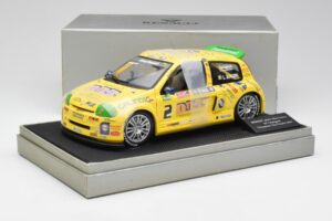 Renault Clio Sport #2 E. Rangoni Renault Clio Trophy Winner 2000 Universal Hobbies 1:18 7711218616 Metall - pilt 6/6