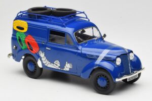 Renault Juvaquatre Michelin Blue Solido 1:18 82008 Metall - pilt 5/8