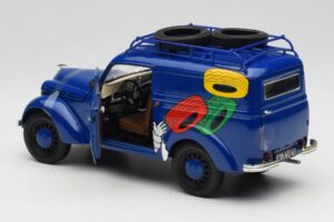 Renault Juvaquatre Michelin Blue Solido 1:18 82008 Metall - pilt 7/8