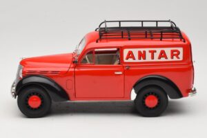 Renault Juvaquatre Utilitaire Punane Solido 1:18 8424 Metall - pilt 4/8