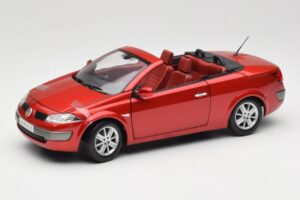 Renault Megane Mk1 CC Punane Solido 1:18 8152 Metall