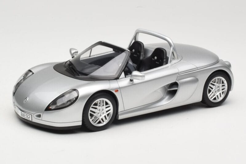 Renault Spider Hõbedane Otto 1:18 OT1142 Vaik